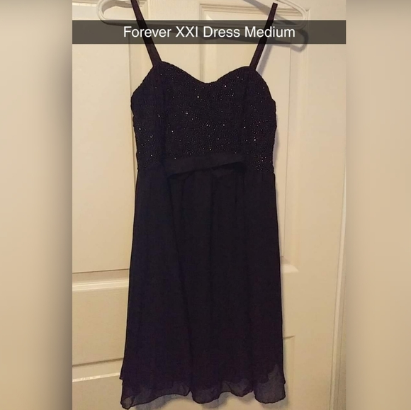 Forever XXI Black party dresa - Picture 1 of 2